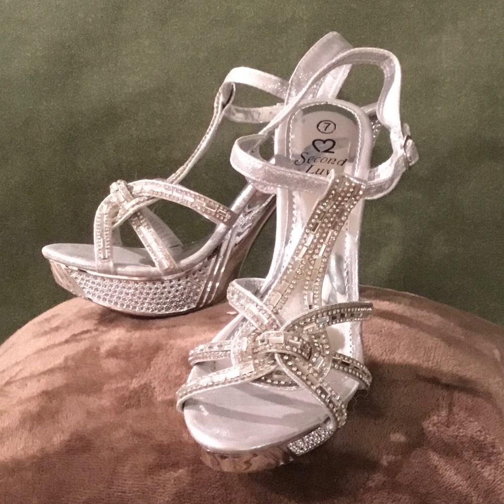 Second Luv Glittery Silver Stiletto Heel Sandals Size 7